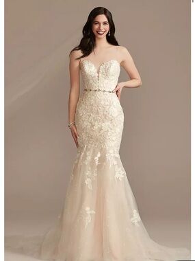 oleg cassini organza ruffle skirt wedding dress Oleg Cassini Ball Gown Wedding Dress